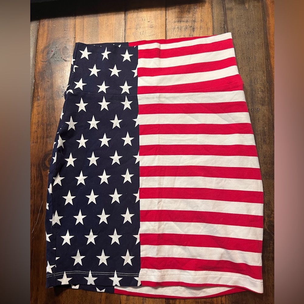 Mini pencil skirt